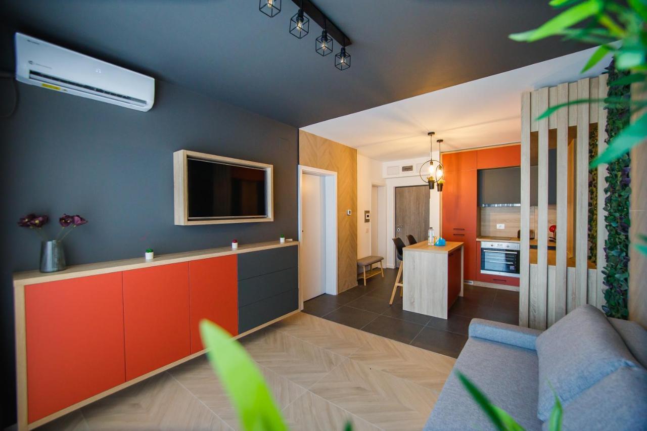 Duo Vibe Apartment Oradea Buitenkant foto